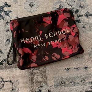henri bendel clutch pouch